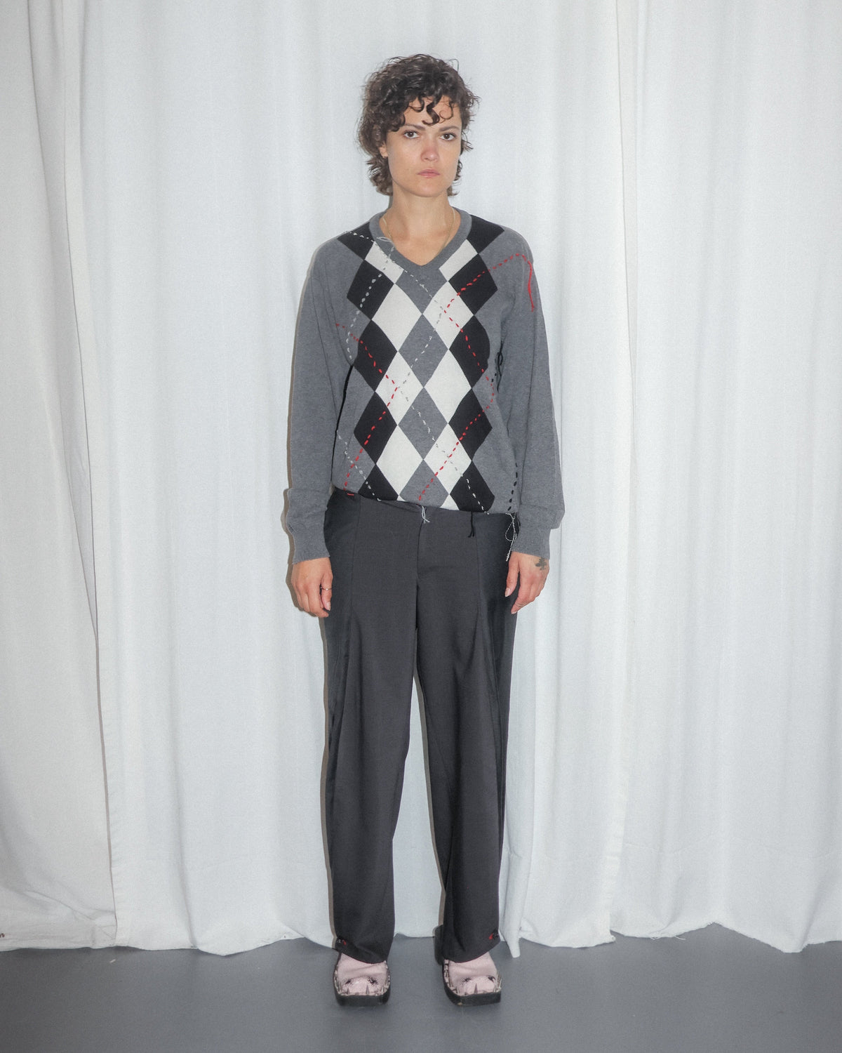 GREY ARGYLE KNIT Studio Stars
