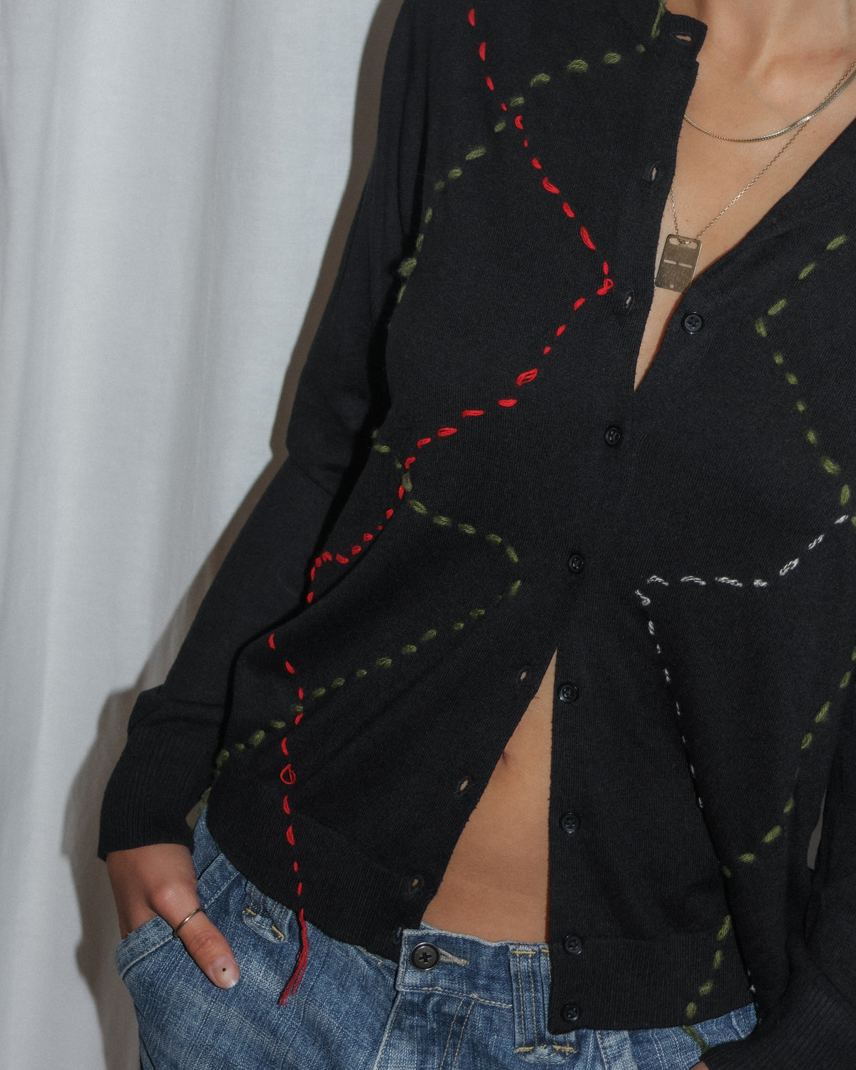 BLACK EMBROIDERY CARDIGAN Studio Stars