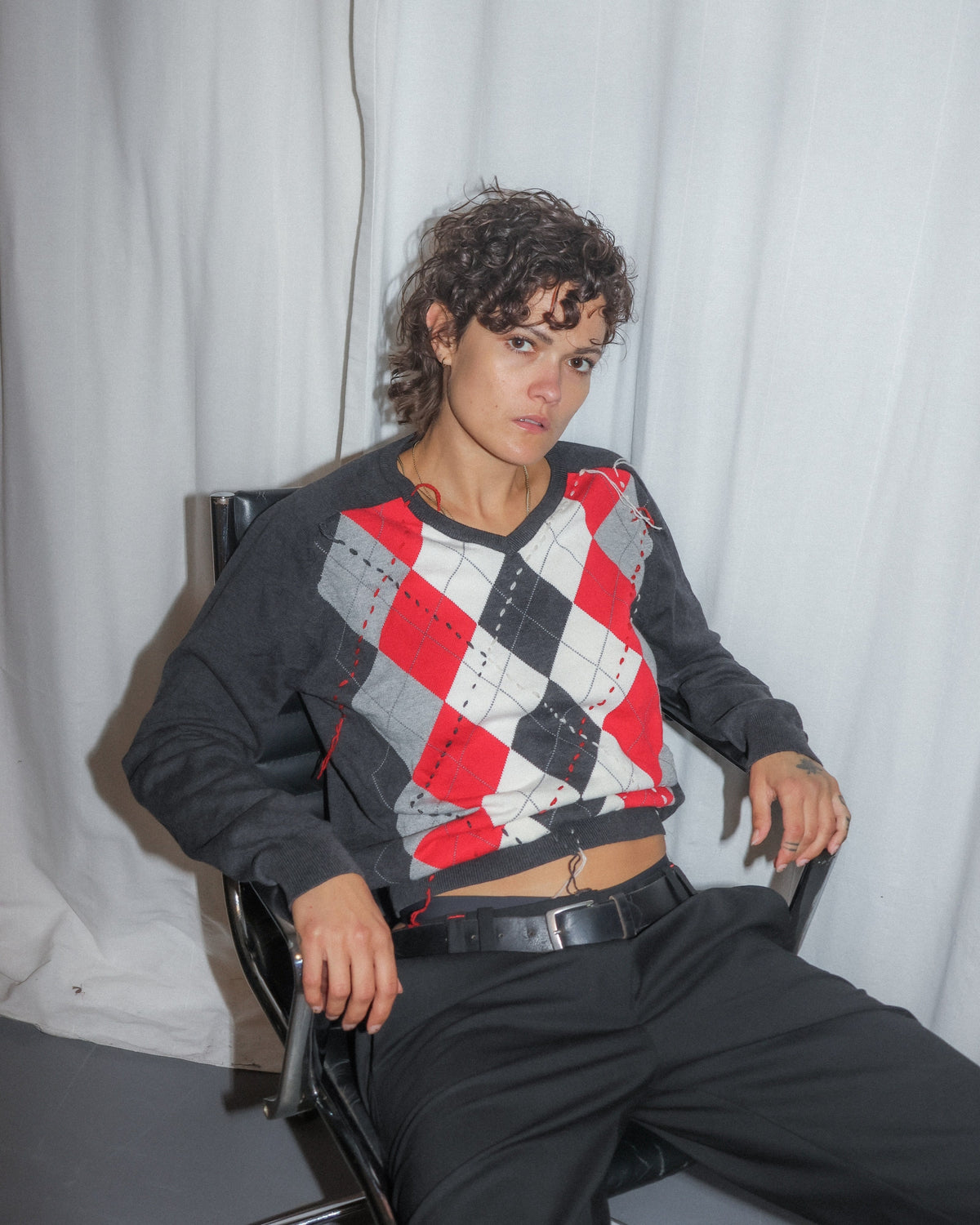 RED ARGYLE KNIT Studio Stars