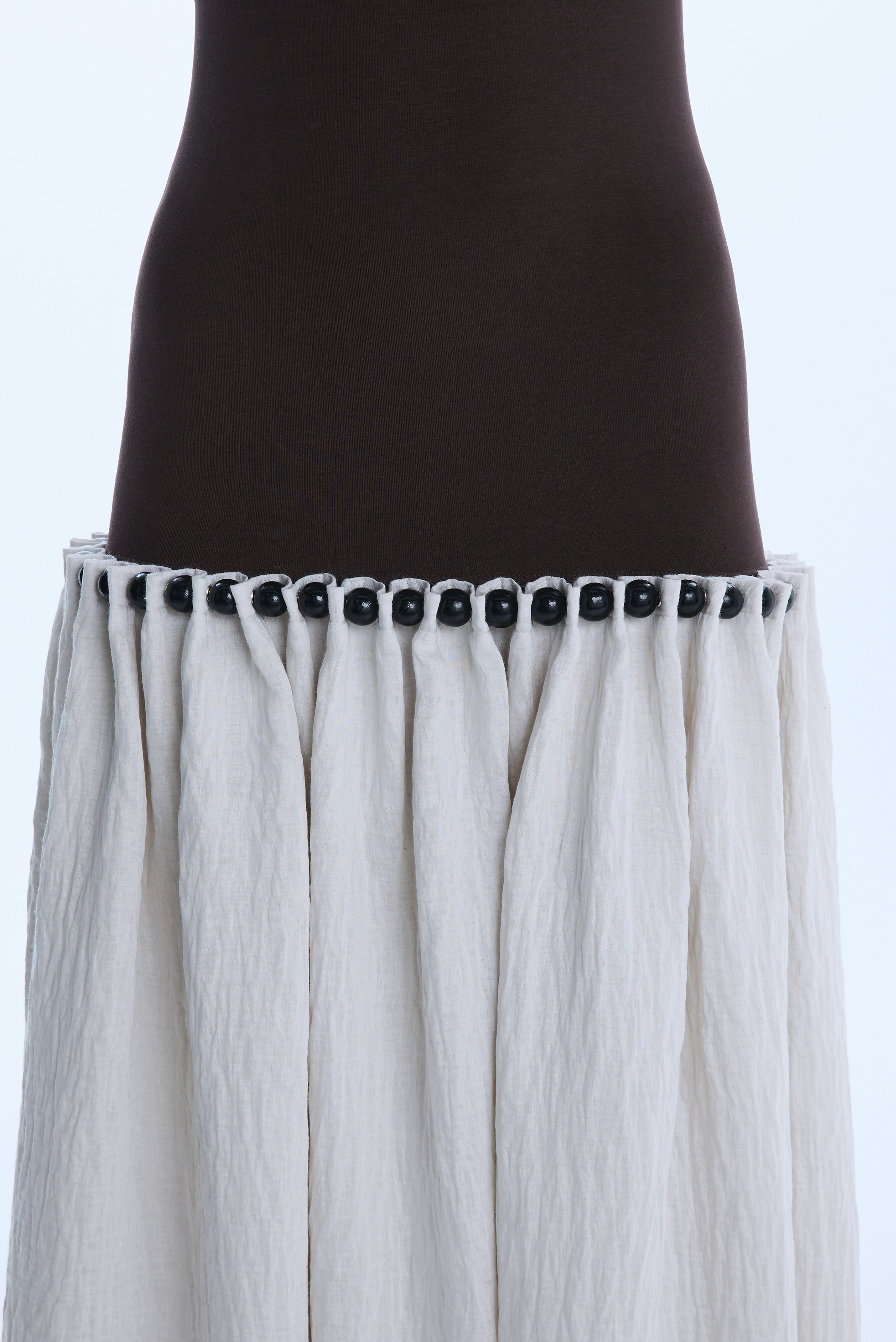 Bead dress / Brown Studio Stars