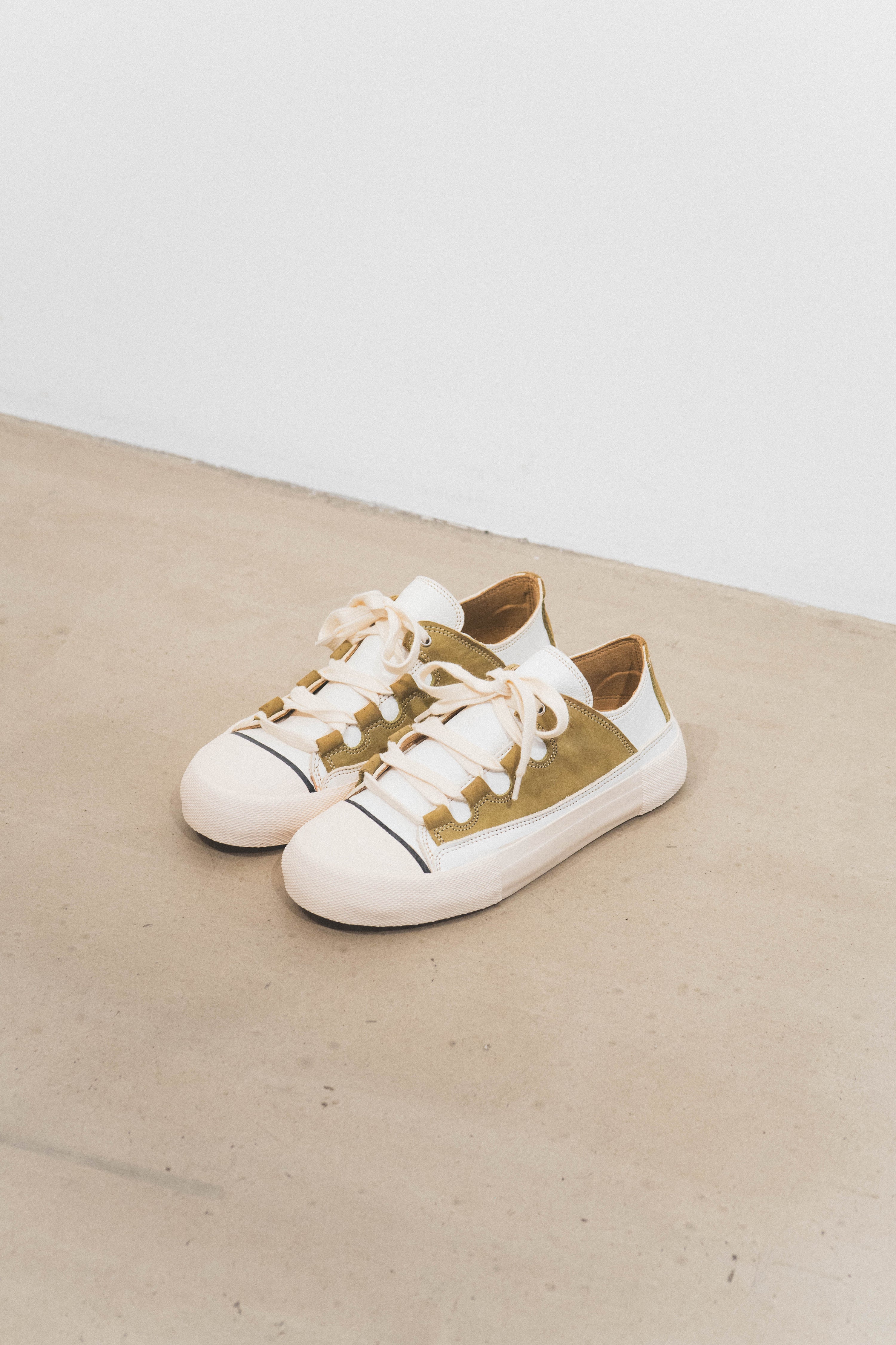 TARMAC - WHITE GINGER WOLLOW