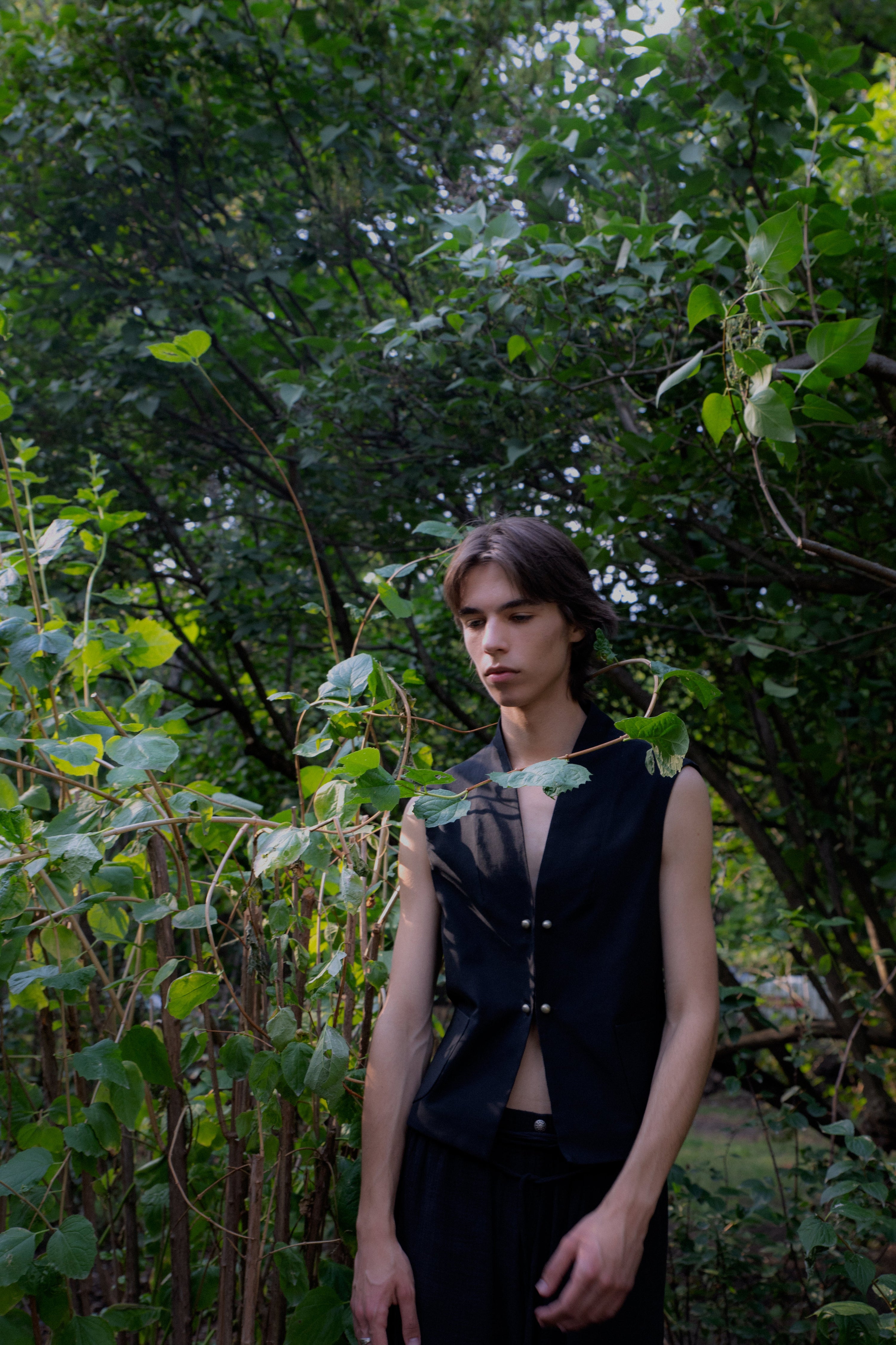 SLEEVELESS MUSLIN SHIRT Orter