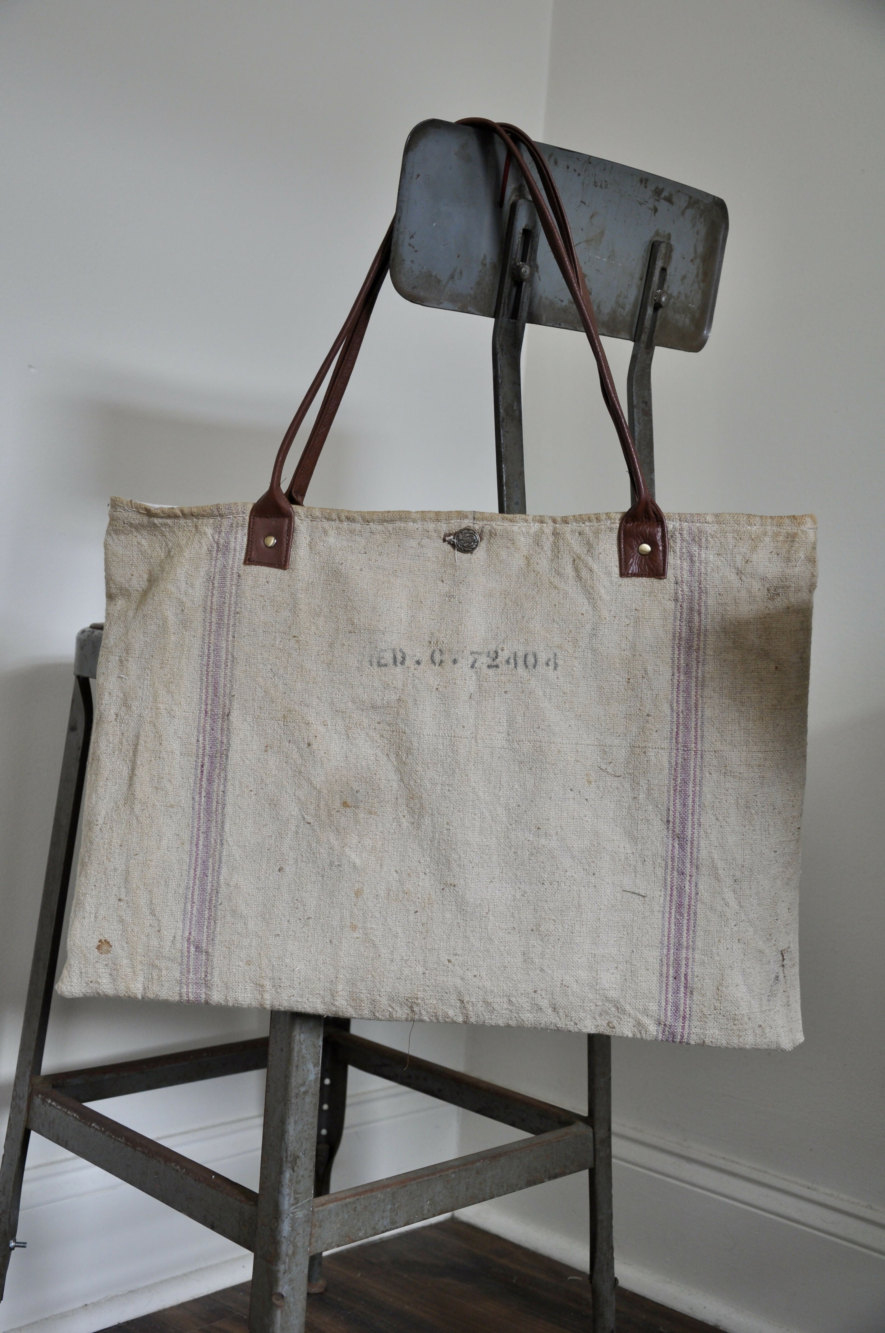 Feed Sack Shoulder Bag - 0355 Studio Stars