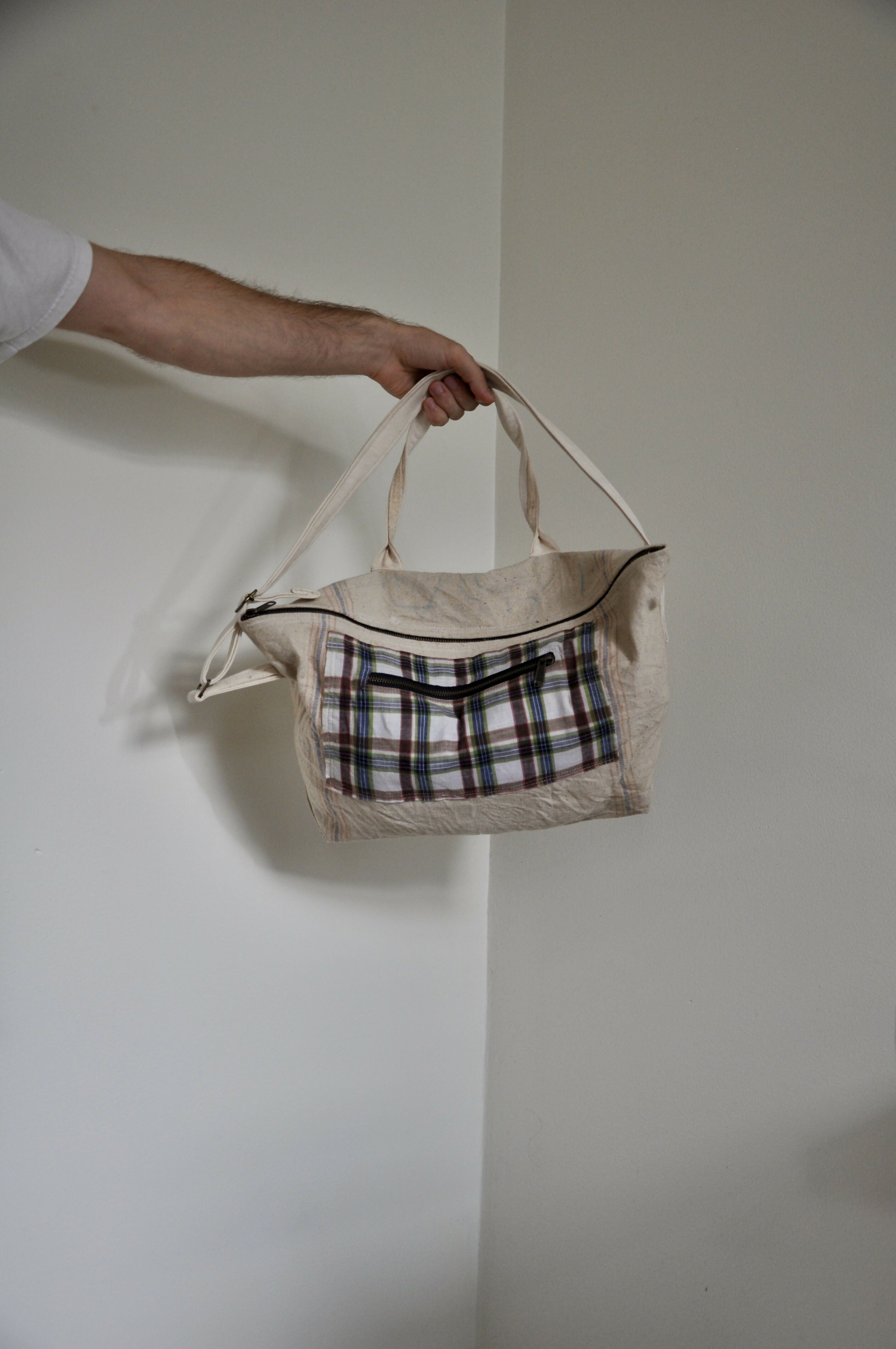 Feed Sack Zipper Travel Tote Studio Stars