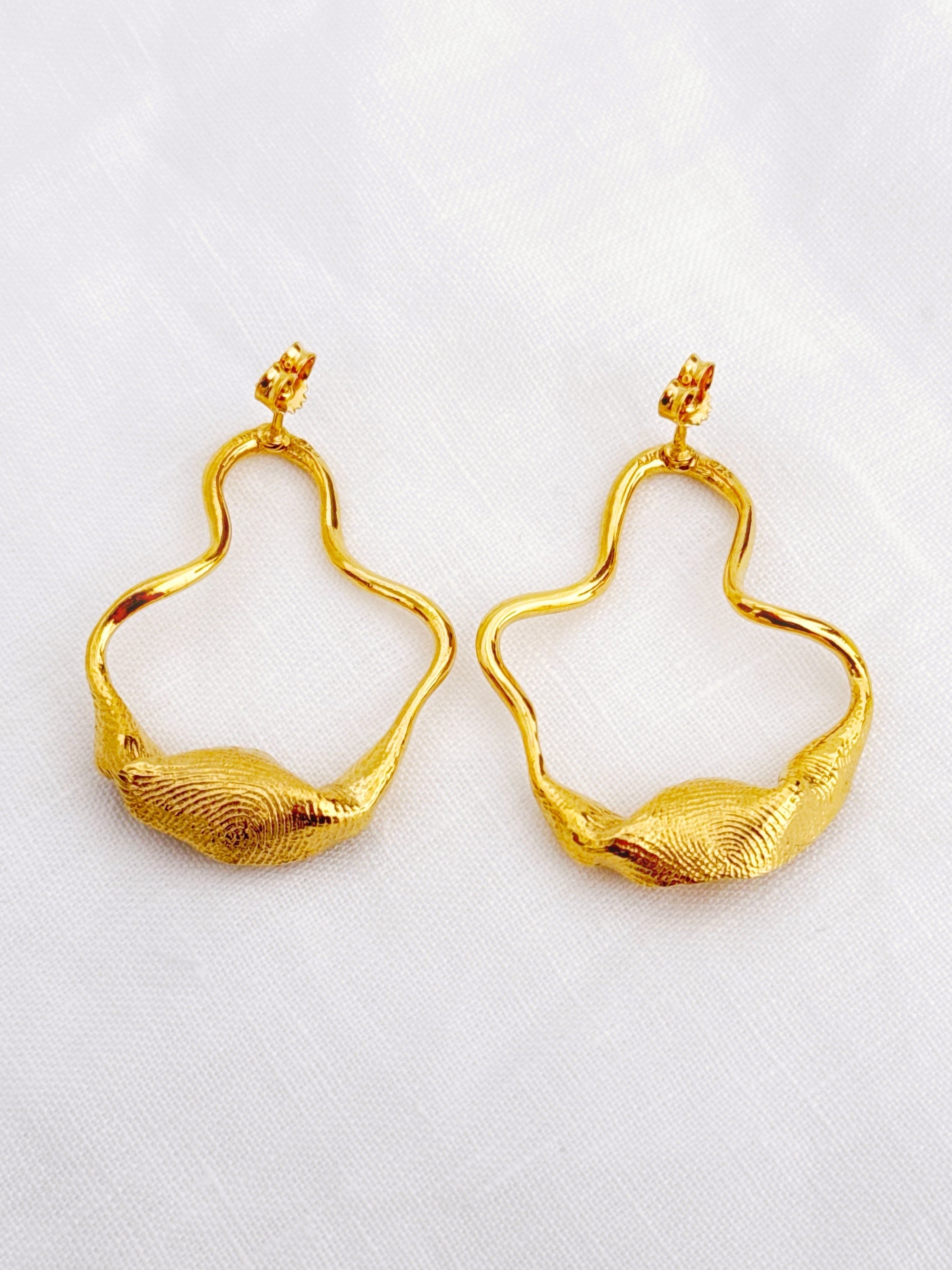 Acid Love - Oyster - Earstick Studio Stars