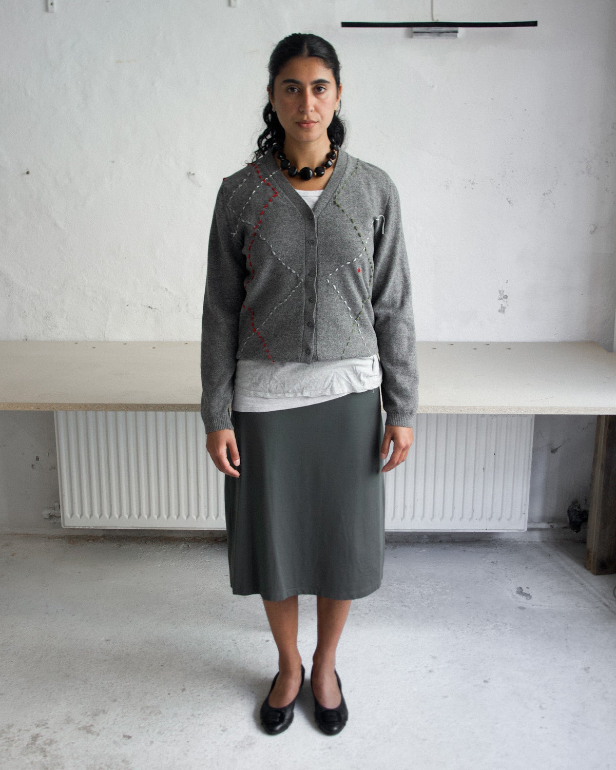 GREY EMBROIDERY KNIT Studio Stars