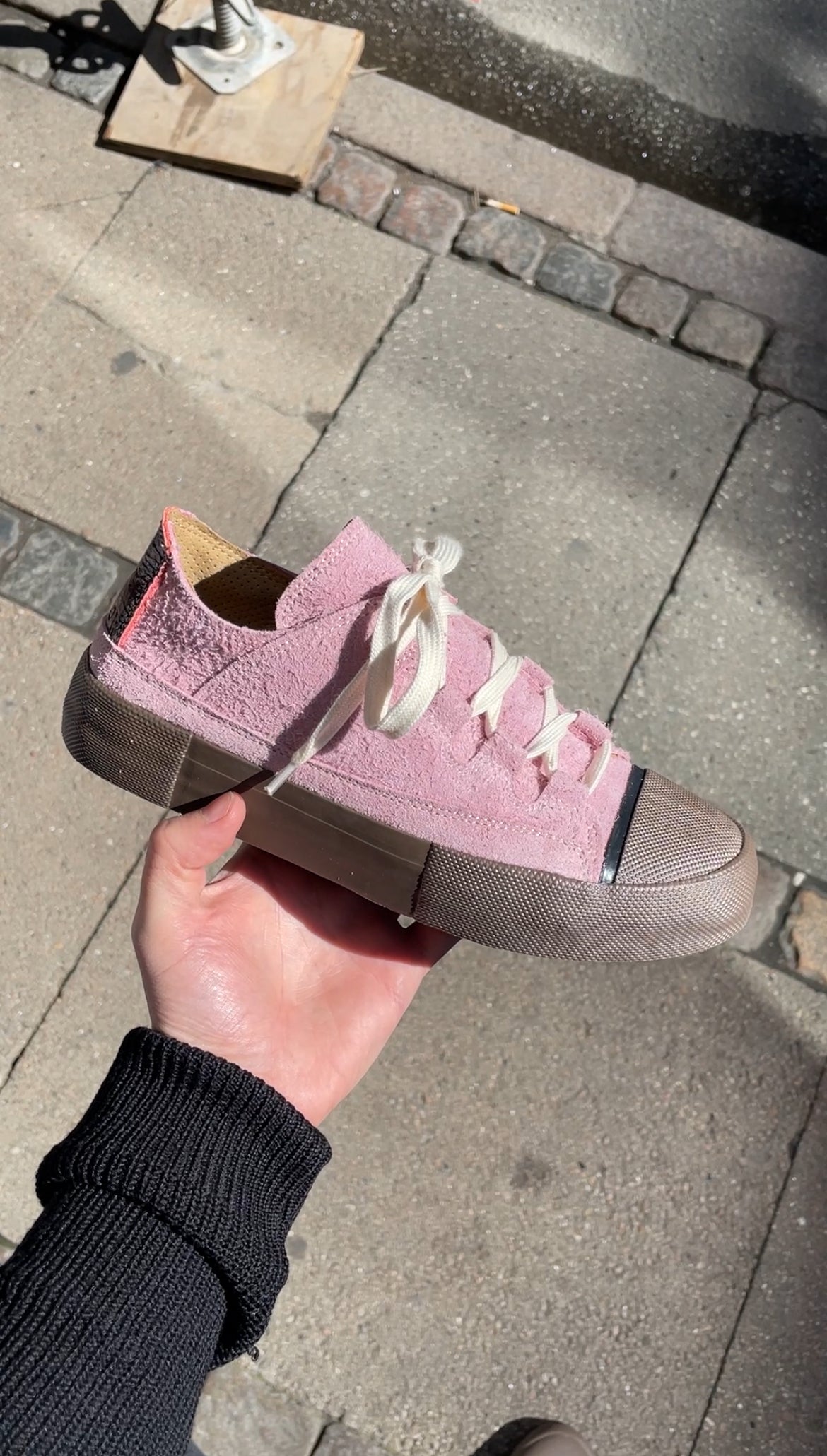 TARMAC PLUS - FLUFFY PINK WOLLOW