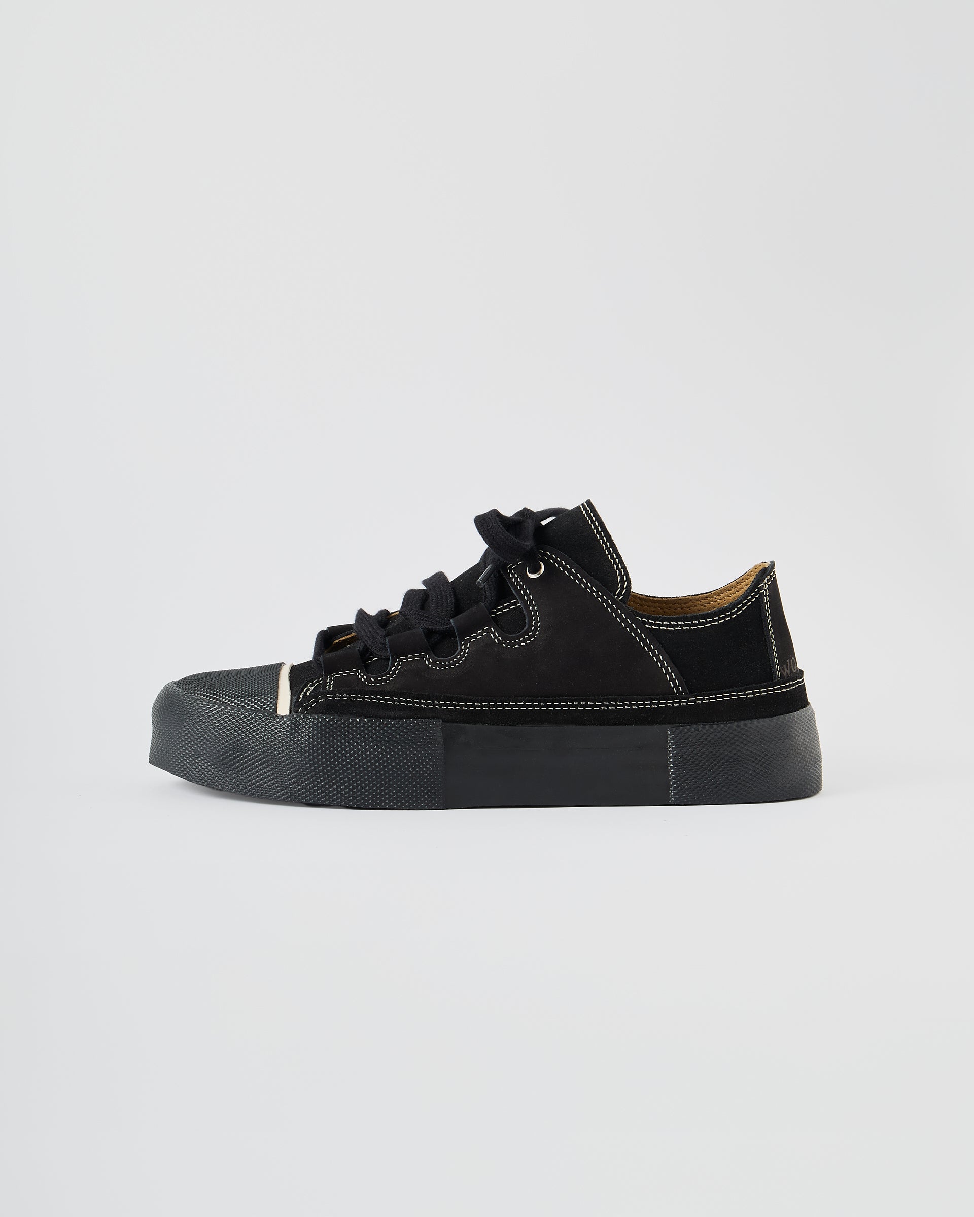 TARMAC PLUS - BLACK BS WOLLOW