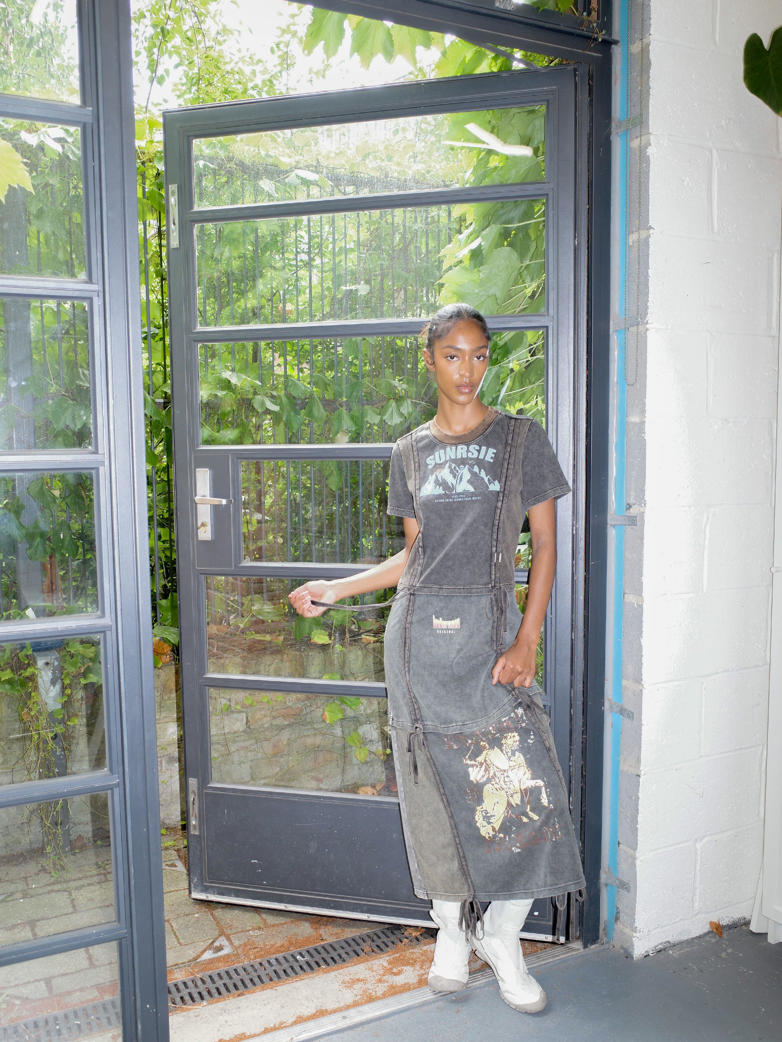 Bow Dress Studio Stars