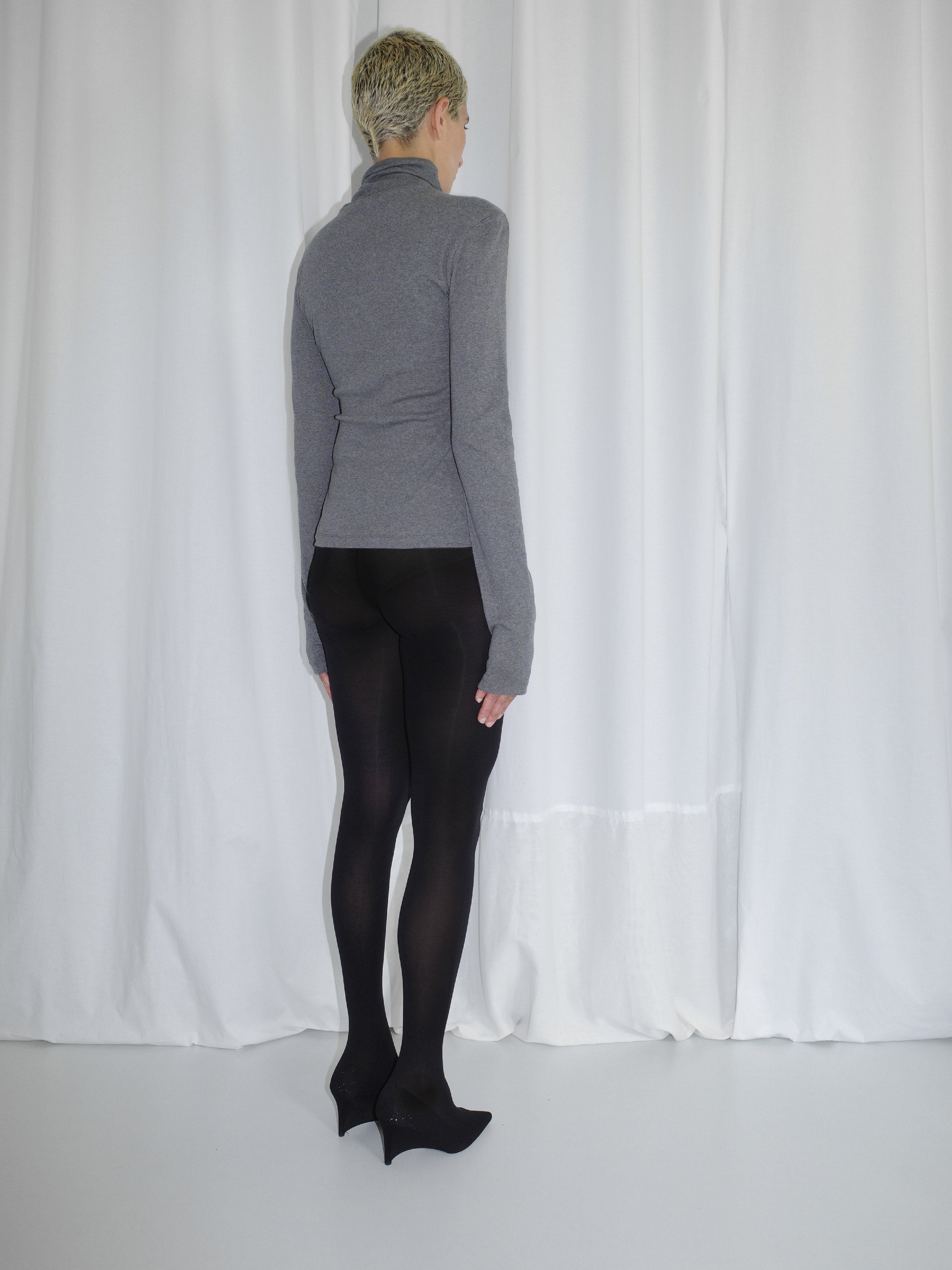 Lava Long Shirt Studio Stars