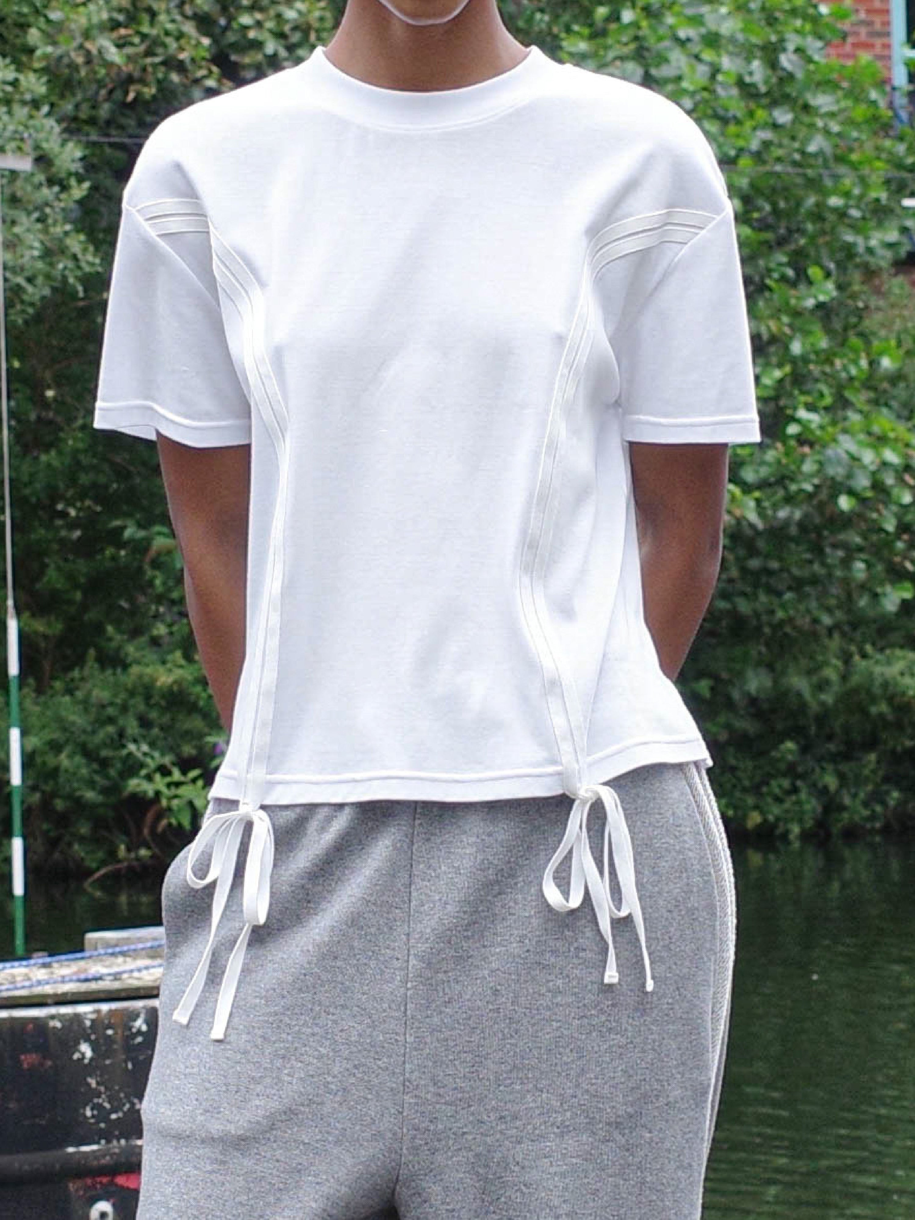 Bow T-Shirt Studio Stars