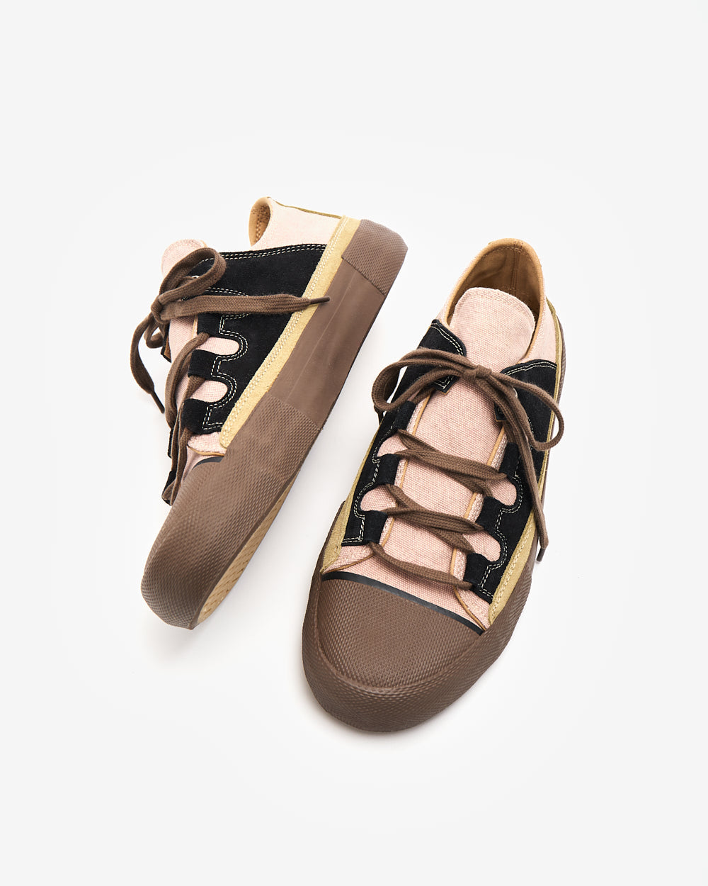 TARMAC CANVAS - ROSE BLACK GINGER WOLLOW