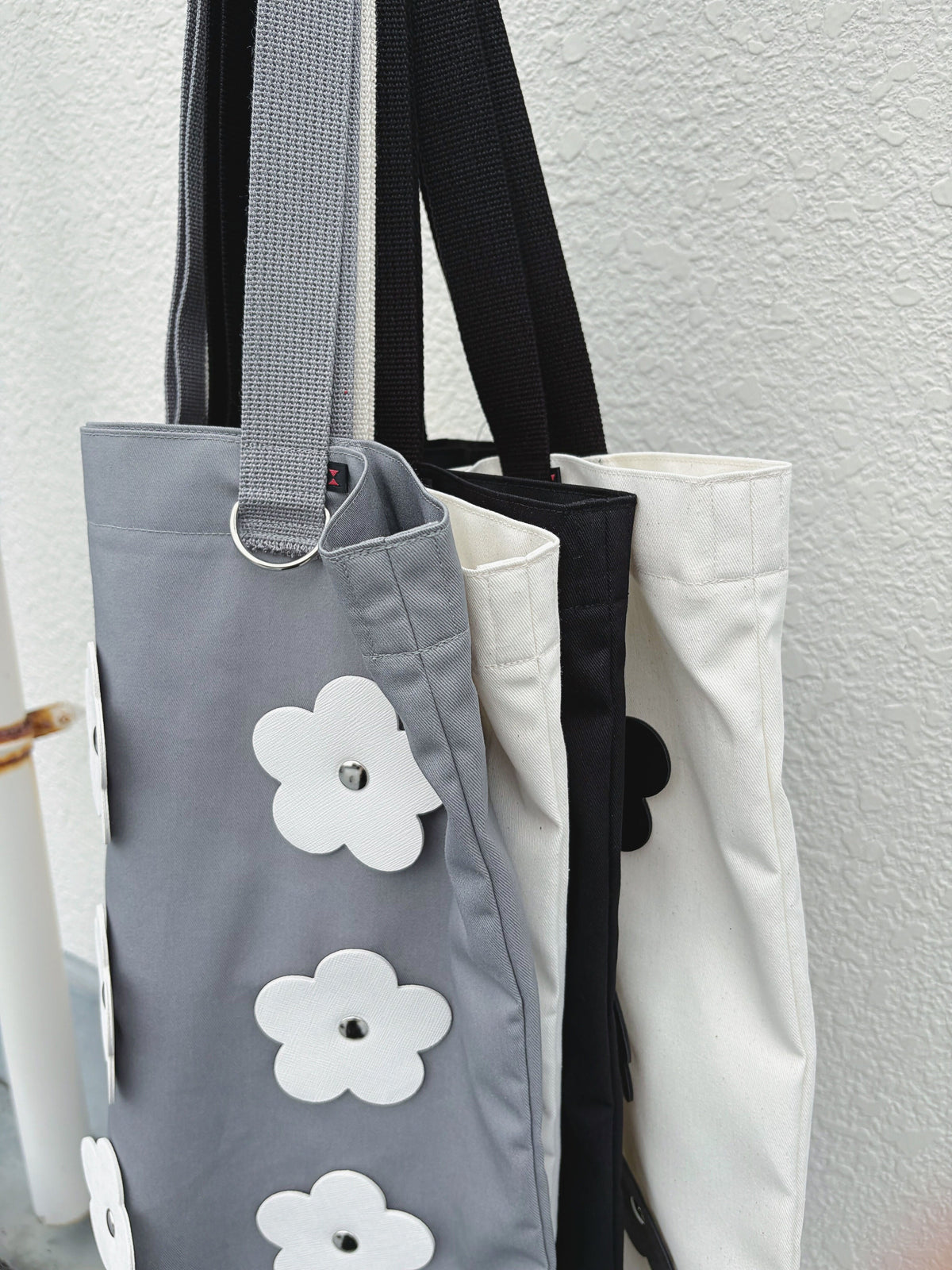 CIRCLE FLOWER MOTIF DECORATION BIG TOTE BAG Studio Stars