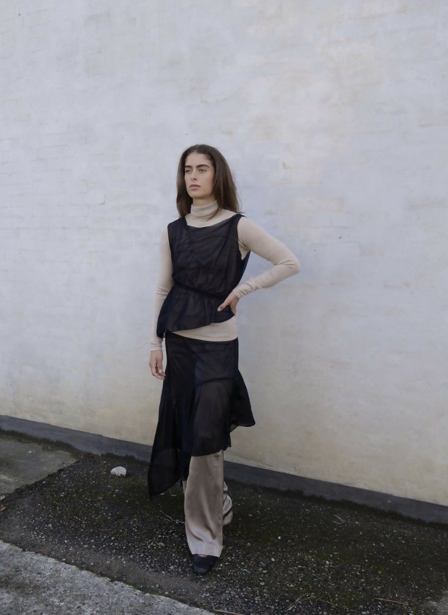 Asymatrical mesh skirt Studio Stars