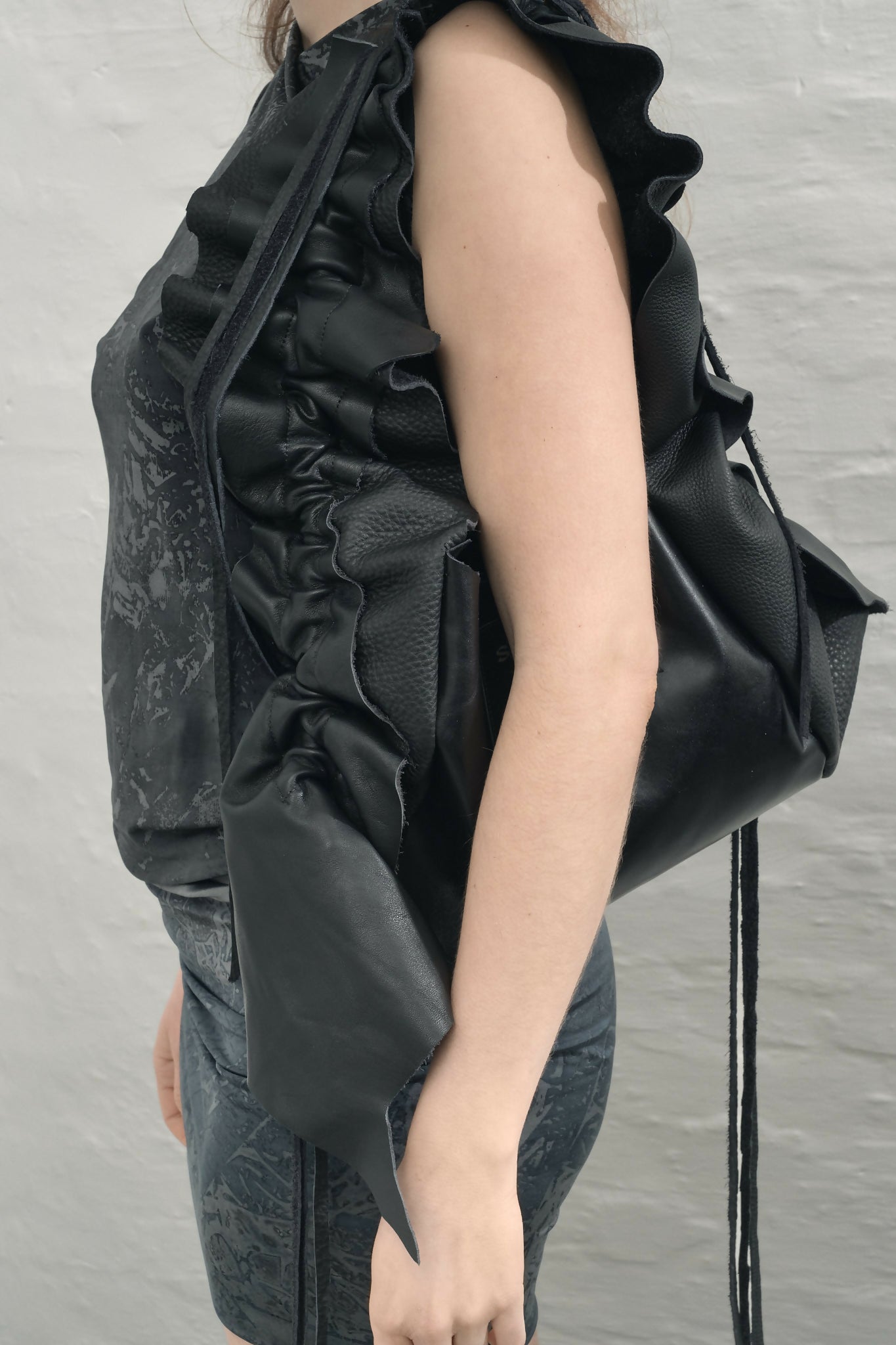 ruched raw leather handbag Studio Stars