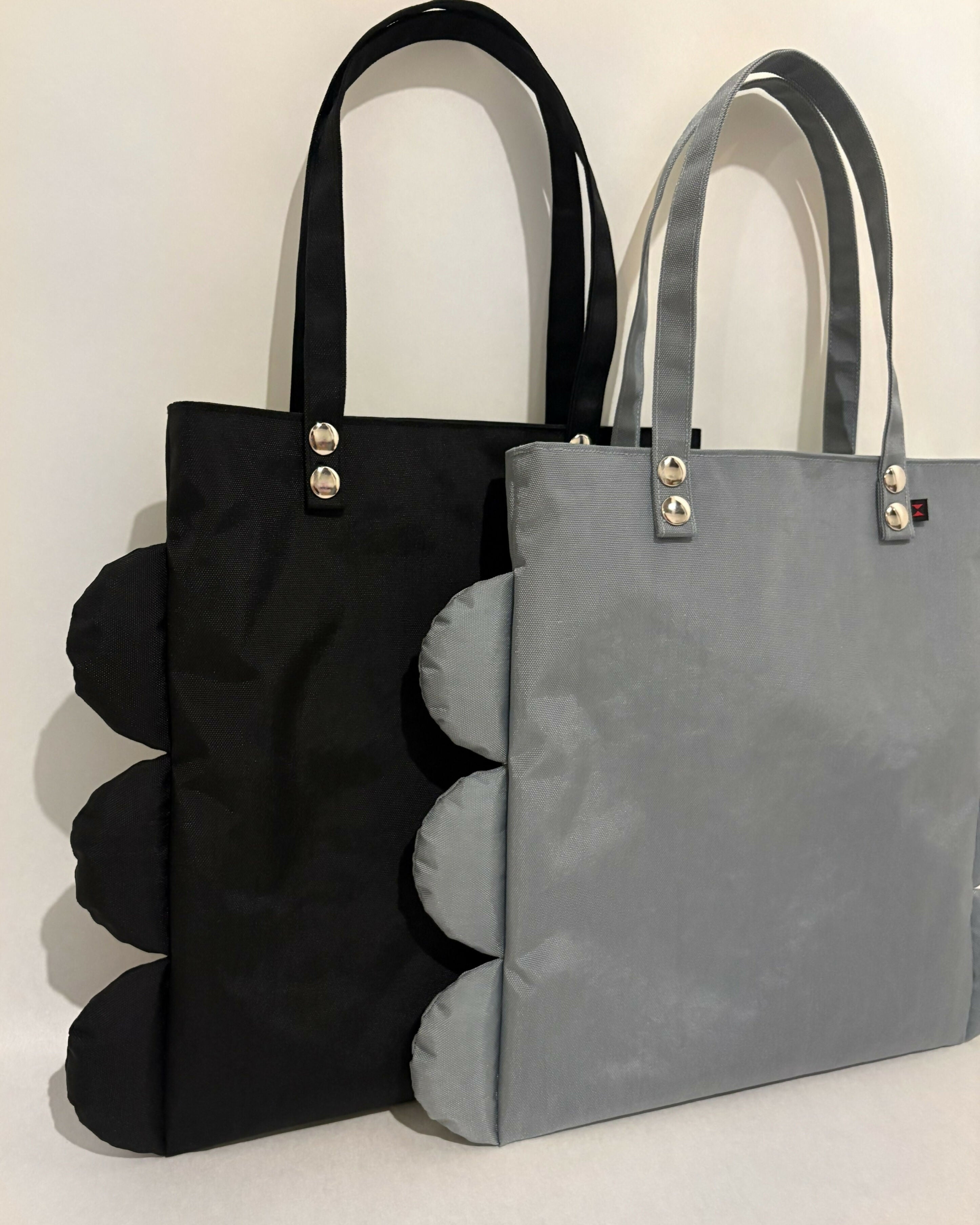 NYLON PADDED SCALLOP MINI TOTE BAG Keiyamaguchi works