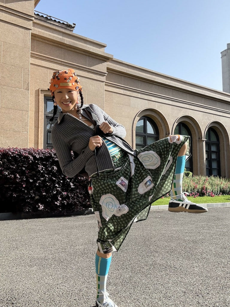 O1_ Midi skirt (dali) Studio Stars